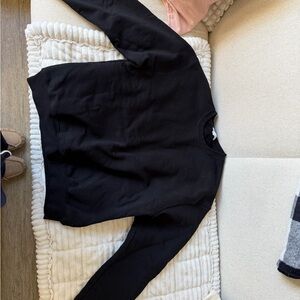 Good American Black Fleece-Lined Sweatshirt